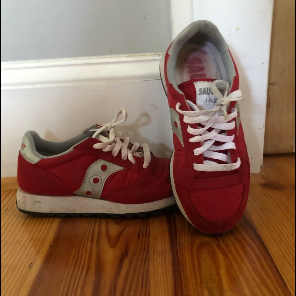 Red vintage sauconys sneakers